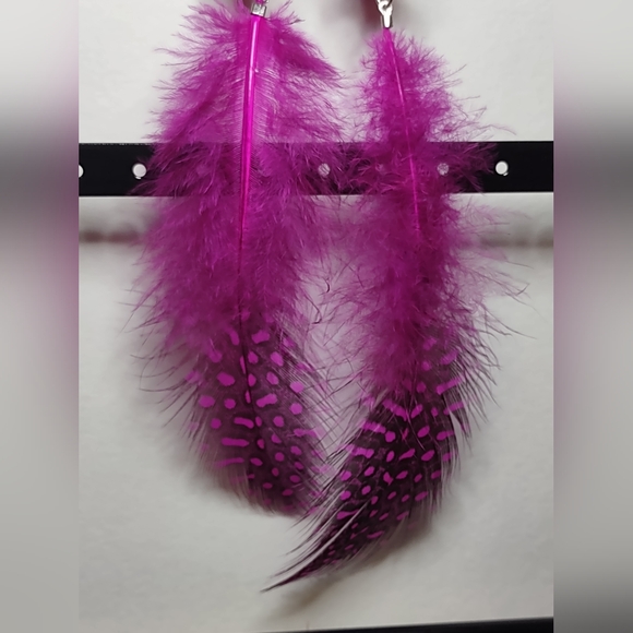 Handmade Pink Glass Star Earrings with Feathers - Picture 6 of 8